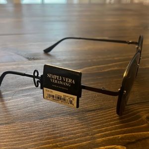 Simply Vera Vera Wang Sunglasses